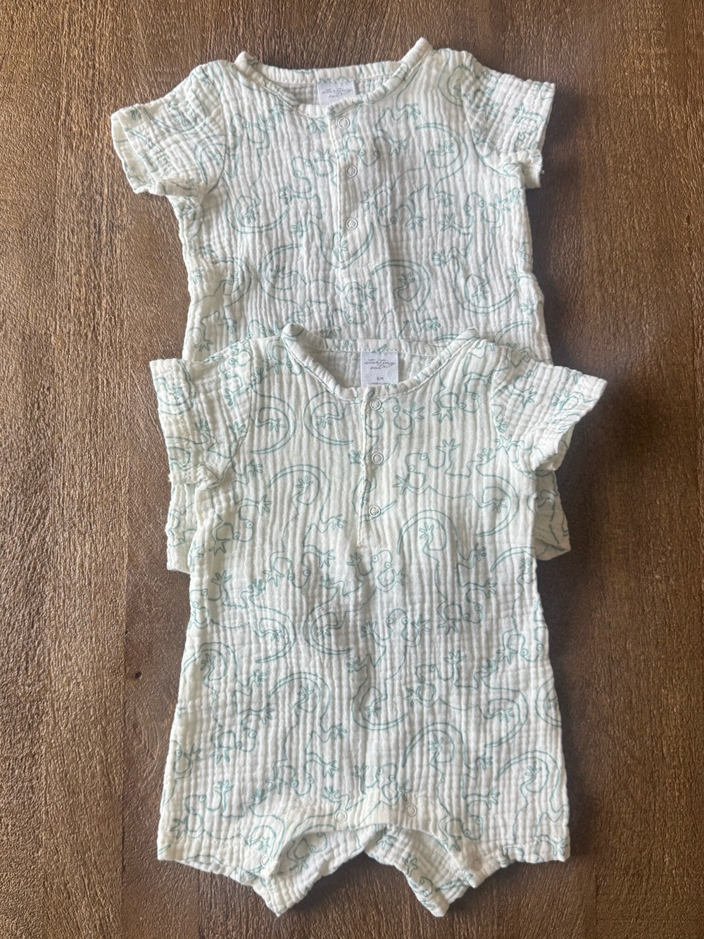 TWIN BUNDLE Set of 2 Cream Muslin Gecko Rompers